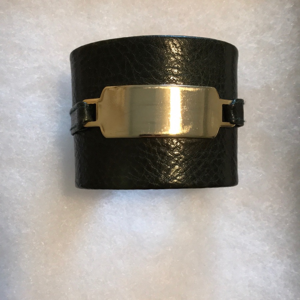 Dark green leather cuff - never worn!!